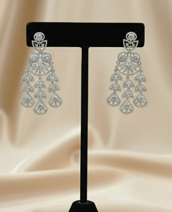 Rhodium plated choker with cubic zirconia crystals