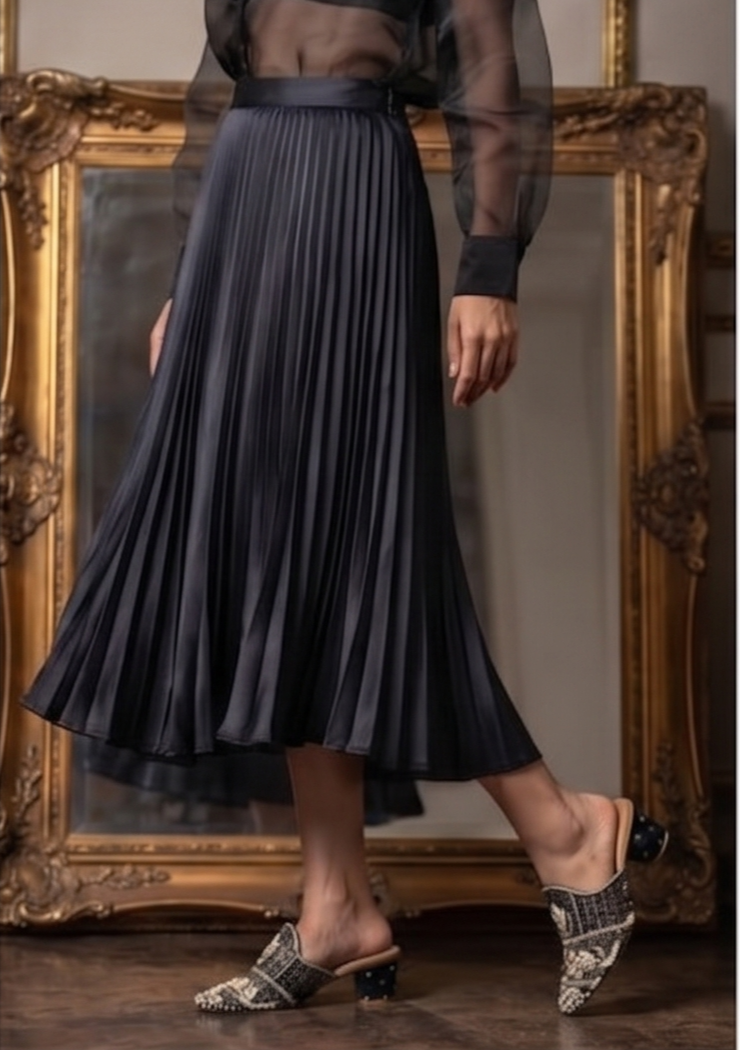 Black Pearl Embroidered Ethnic Mules