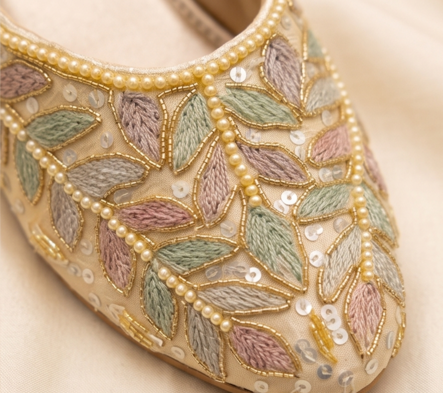 Pastel Leaf Embroidered Beige Flat Mules