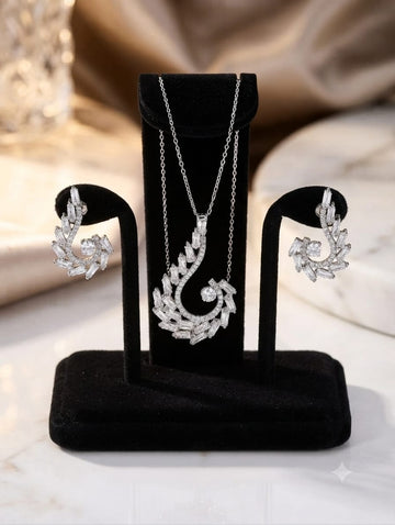 Pendant Set 16