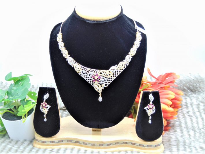 necklace set for party