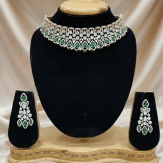 Gold plated choker with cubic zirconia and green crystals