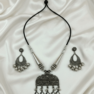 Radiant Festive Style: Oxidized Silver Necklace & Earring Set