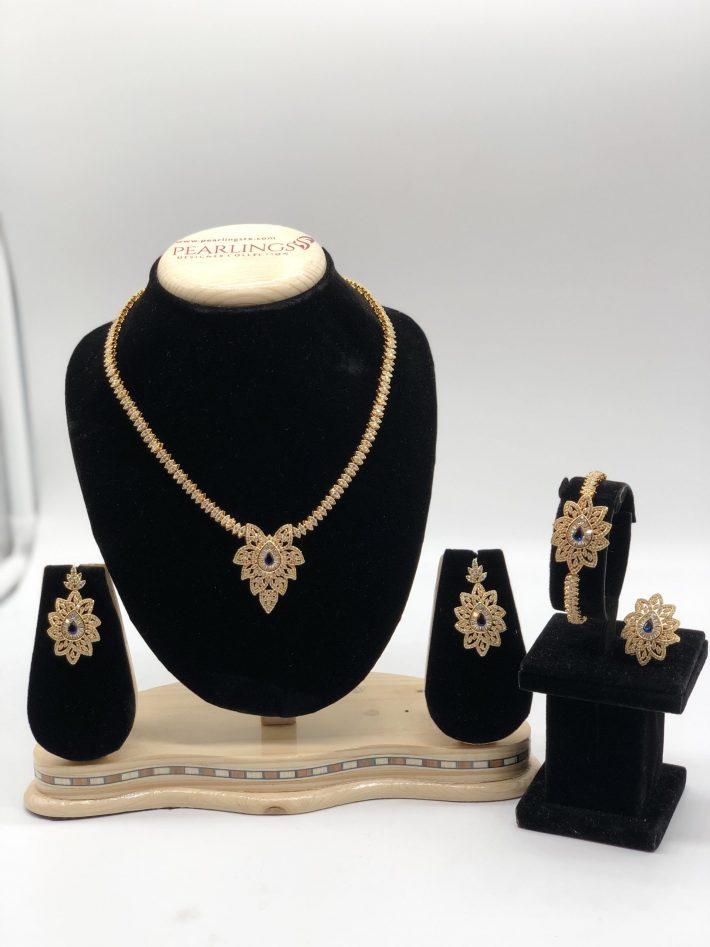mangtika necklace set