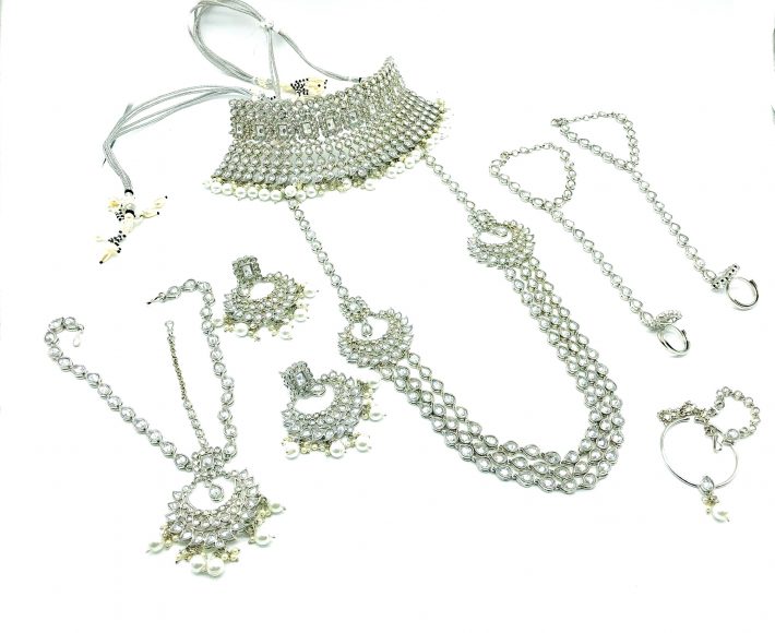 Indian bridal jewelry set
