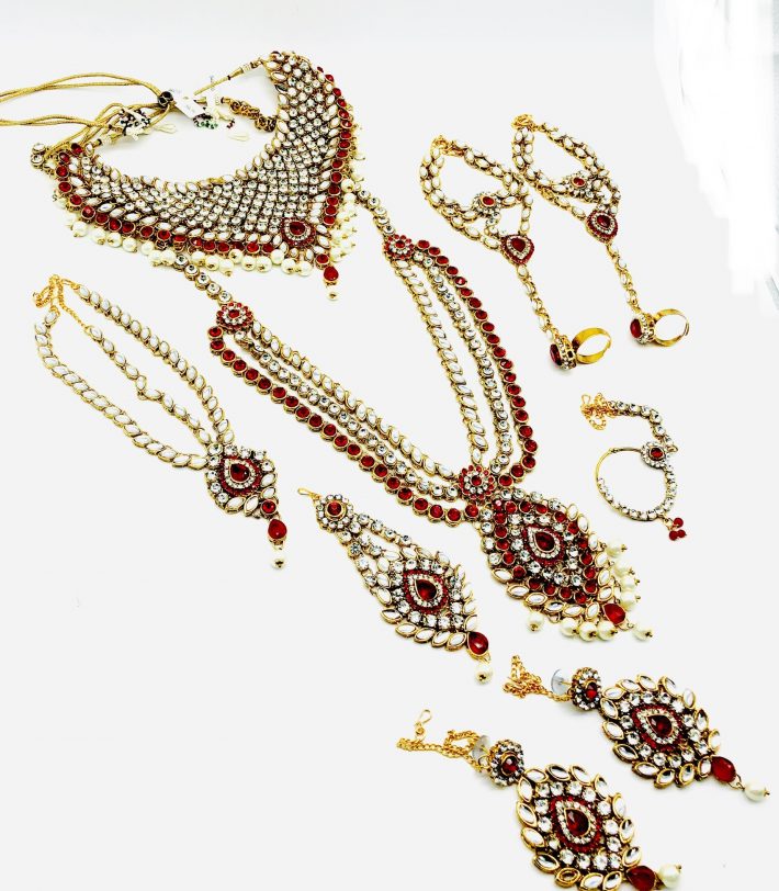 Indian bridal jewelry set